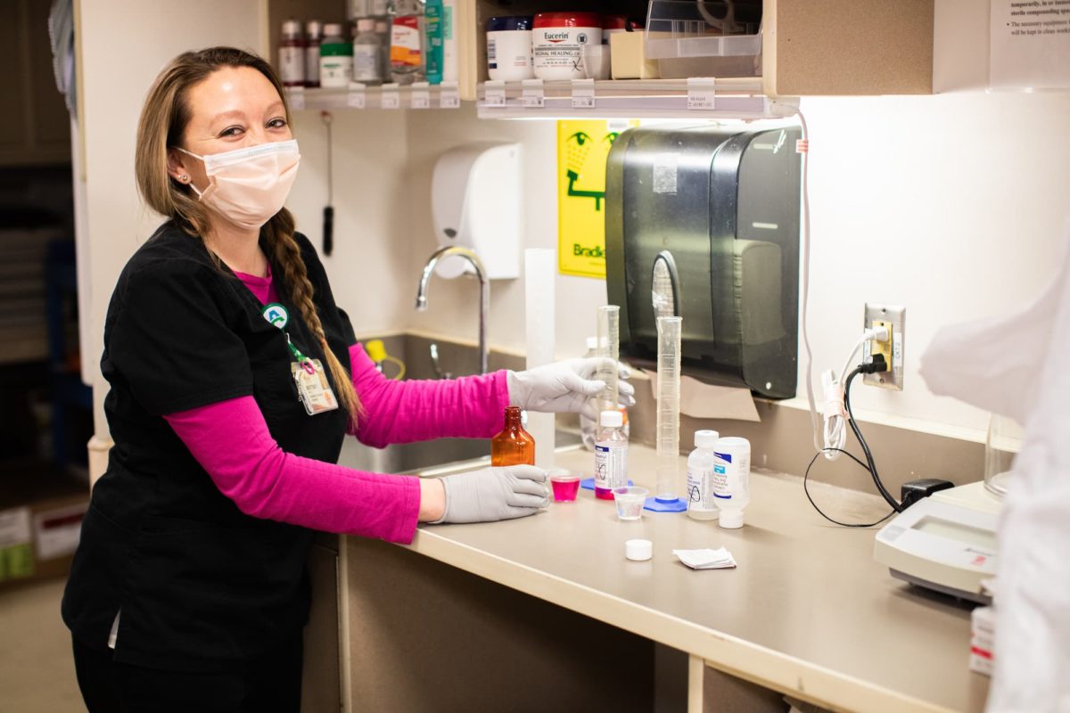 Photo #6 AH Pharmary 2022_MMedia-32