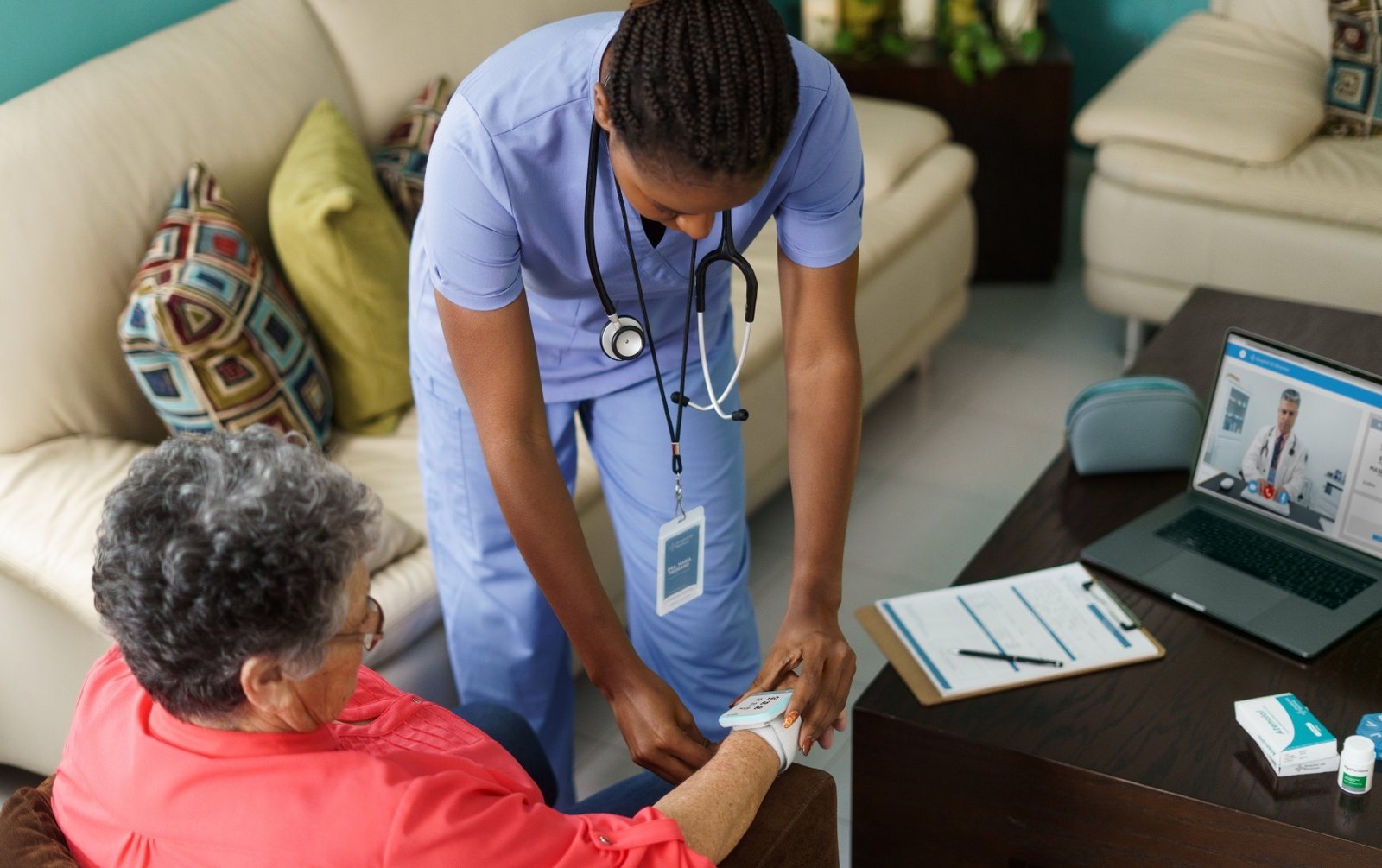 Elderly woman receiving home health care