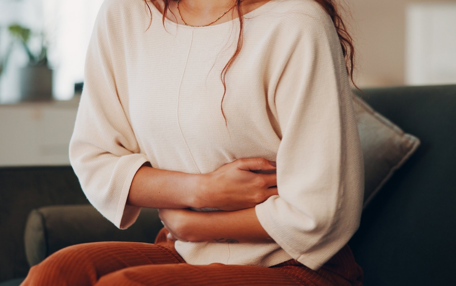 Woman with abdominal pain due to chronic constipation